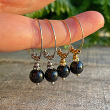 Korvakorut - Musta Turmaliini