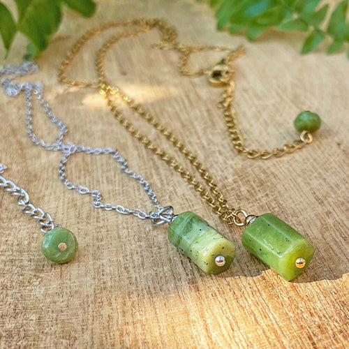 Kristalliriipus - Nefriitti Jade