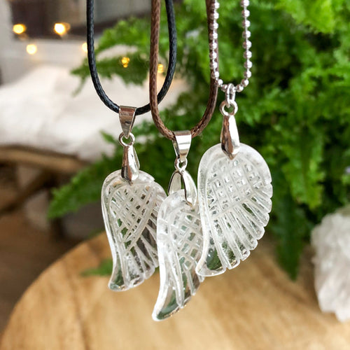 Vuorikristalli Enkelinsiipi -riipus