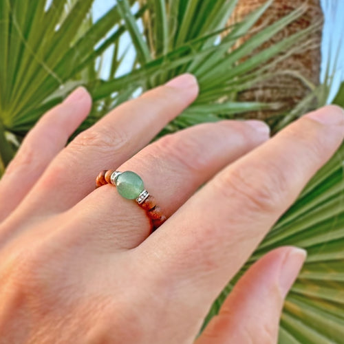 Sormus - Vihreä Aventuriini x Santelipuu